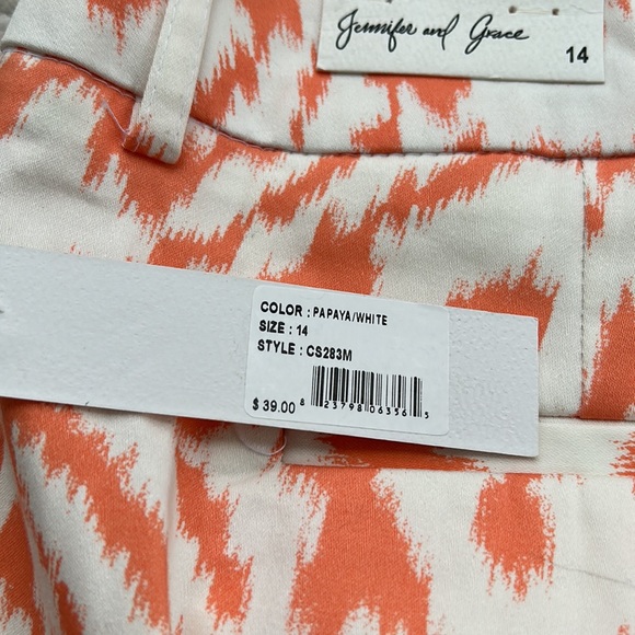NWT Jennifer and Grace Flat Front Patterned Shorts, Size 14 - Picture 7 of 7